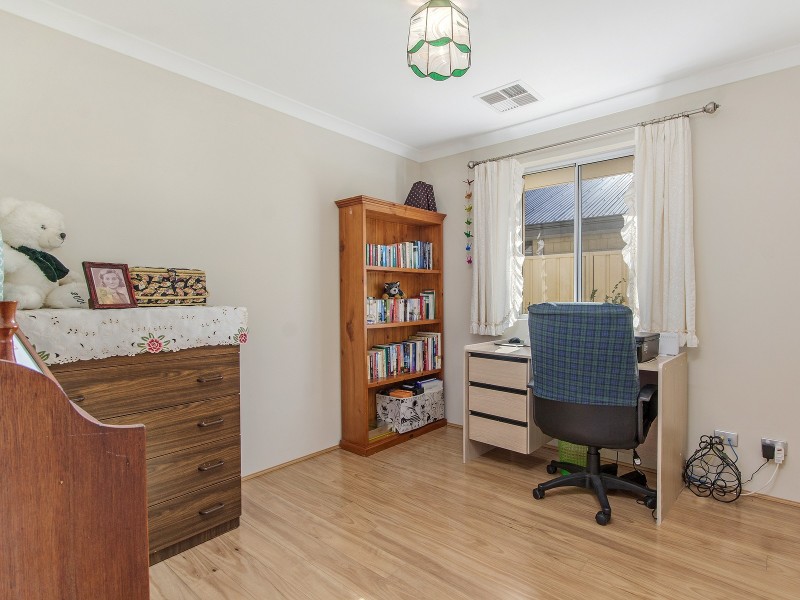 21 Arawatta Loop, Madora Bay WA 6210