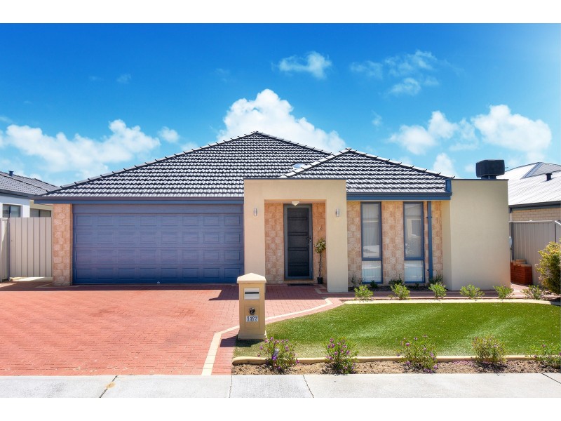 137 Shiraz Boulevard, Pearsall WA 6065