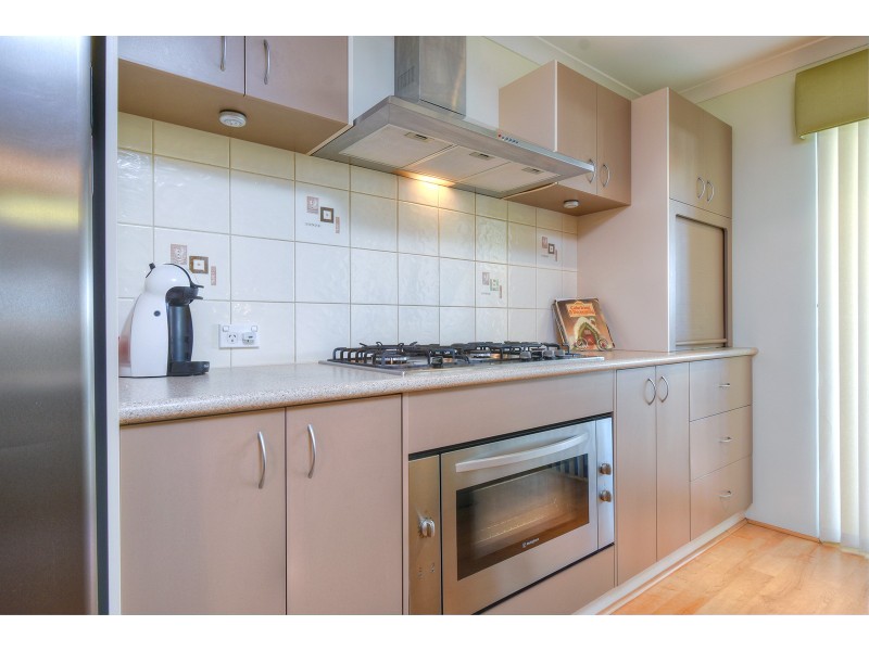 137 Shiraz Boulevard, Pearsall WA 6065