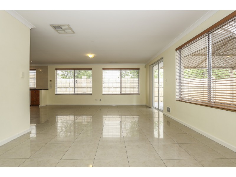 376 Odin Drive, Stirling WA 6021