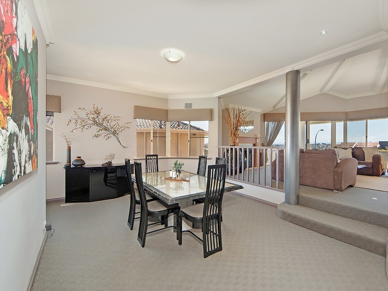 8 Saw Road, Kardinya WA 6163