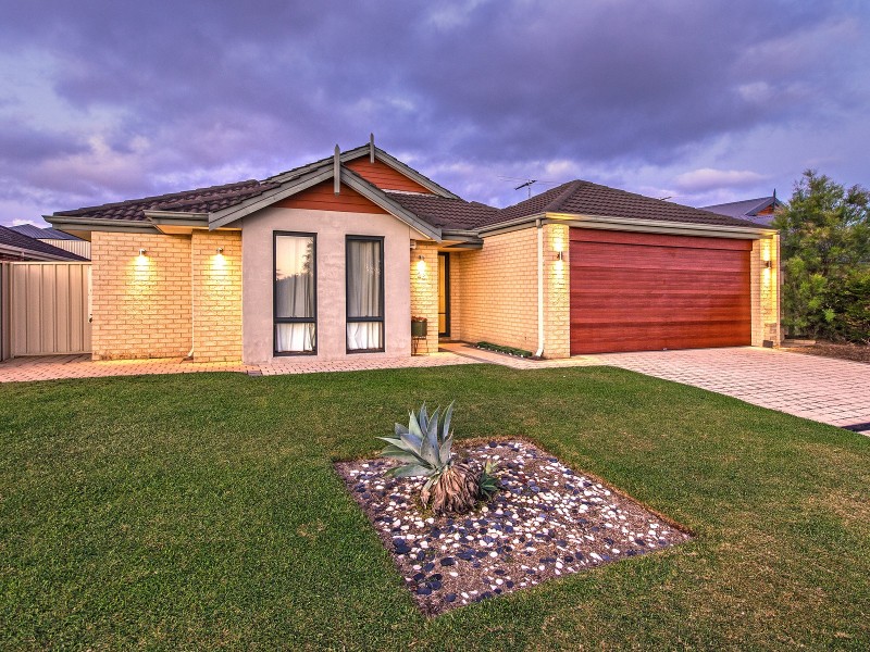 26 McKenzie Corner, Bertram WA 6167
