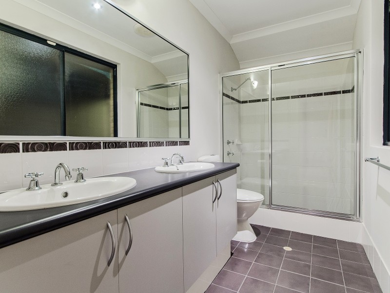 26 McKenzie Corner, Bertram WA 6167