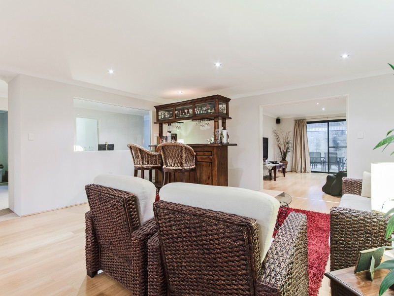 26 McKenzie Corner, Bertram WA 6167