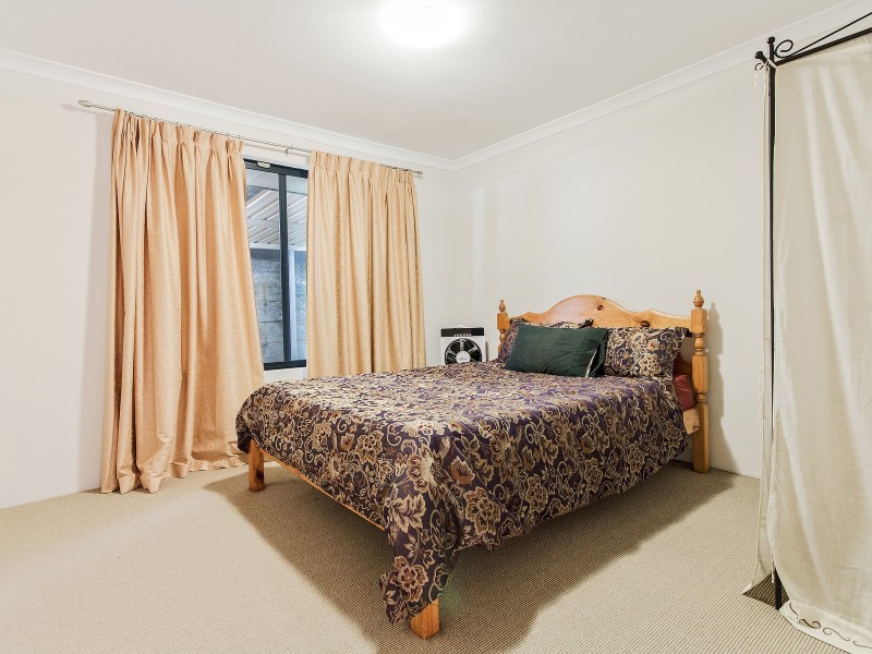 26 McKenzie Corner, Bertram WA 6167