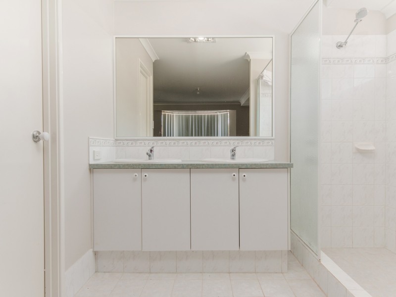 10 Eliza Way, Bertram WA 6167