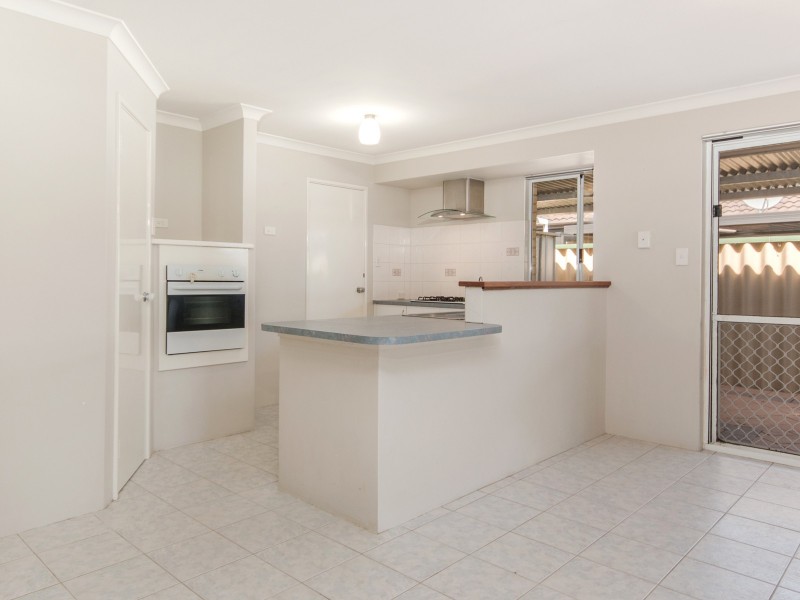 10 Eliza Way, Bertram WA 6167