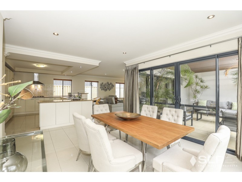 75 Candella Square, Stirling WA 6021