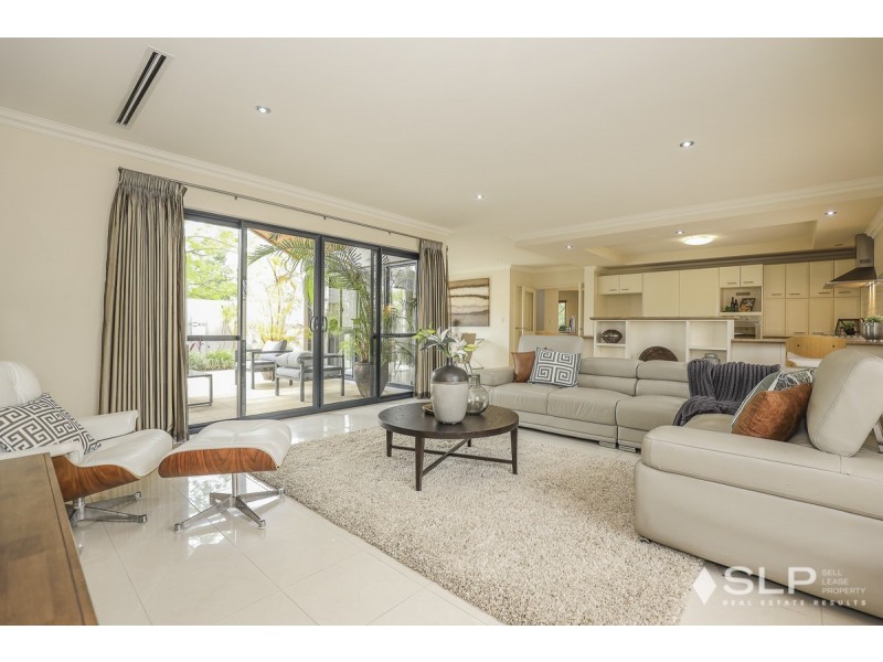 75 Candella Square, Stirling WA 6021