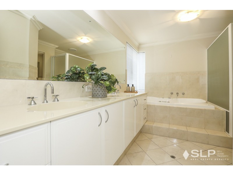 75 Candella Square, Stirling WA 6021