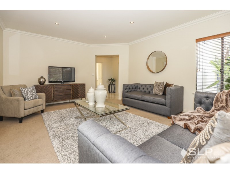 75 Candella Square, Stirling WA 6021