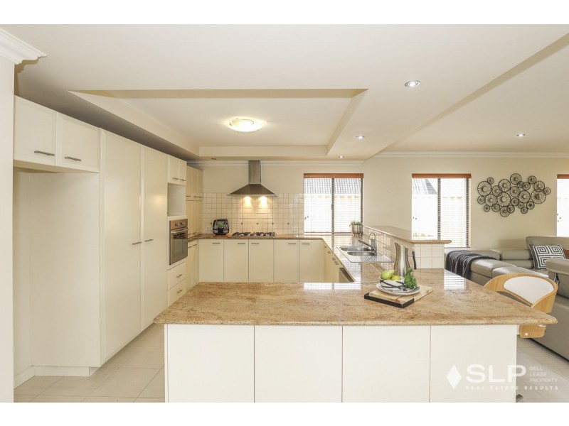 75 Candella Square, Stirling WA 6021