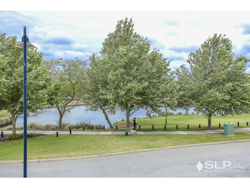 75 Candella Square, Stirling WA 6021