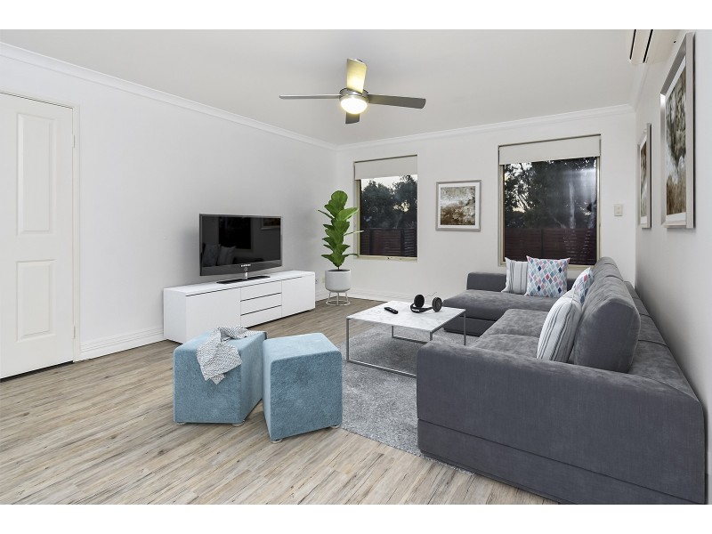 22 Willeroo Chase, Carramar WA 6031