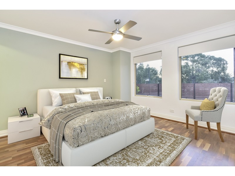 22 Willeroo Chase, Carramar WA 6031