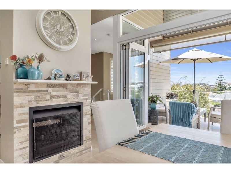 4A Ozone Court, Halls Head WA 6210