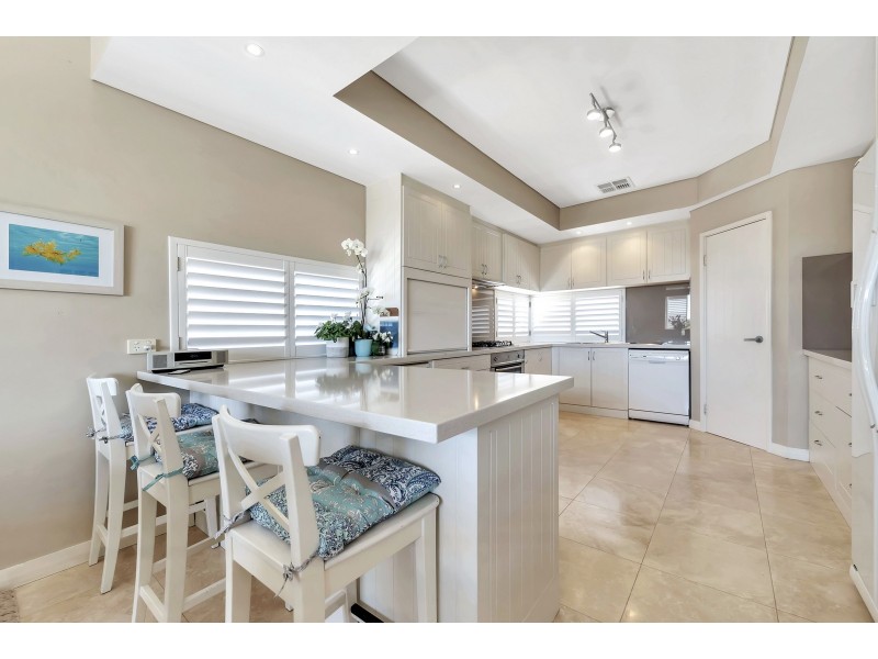 4A Ozone Court, Halls Head WA 6210