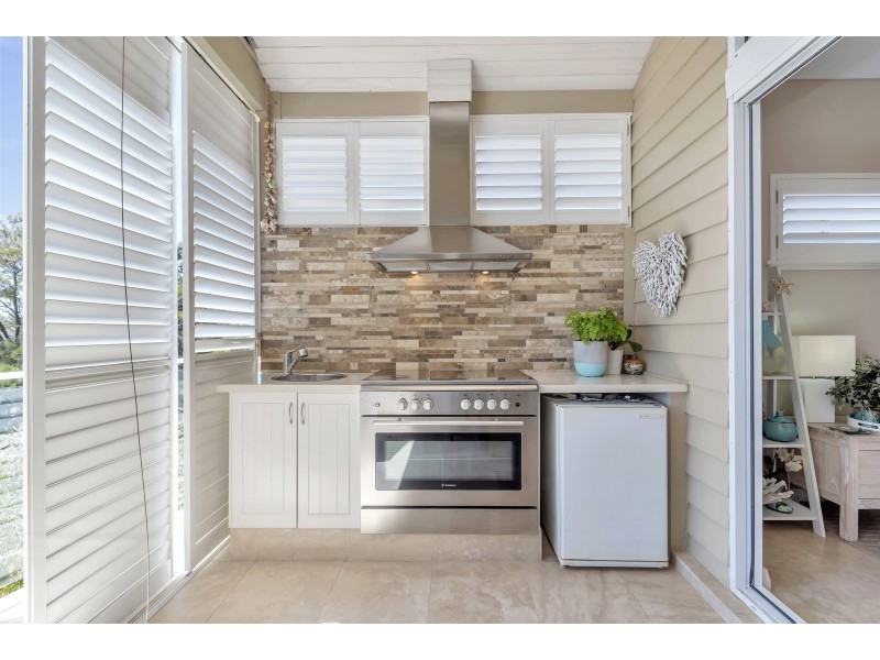 4A Ozone Court, Halls Head WA 6210