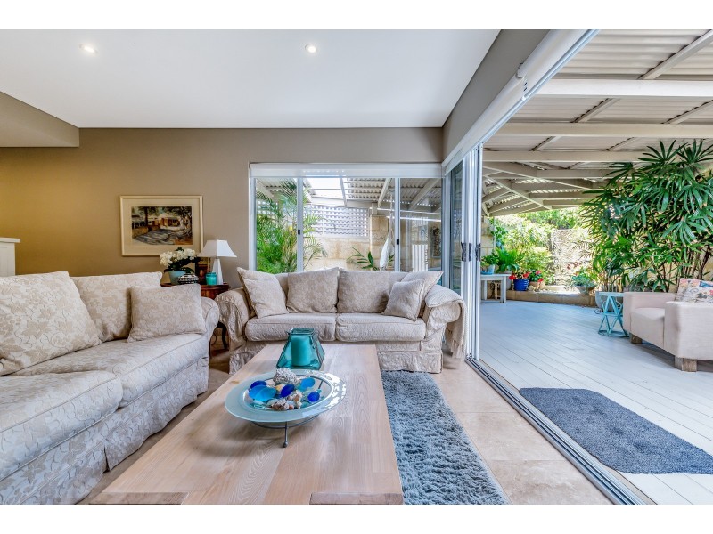 4A Ozone Court, Halls Head WA 6210