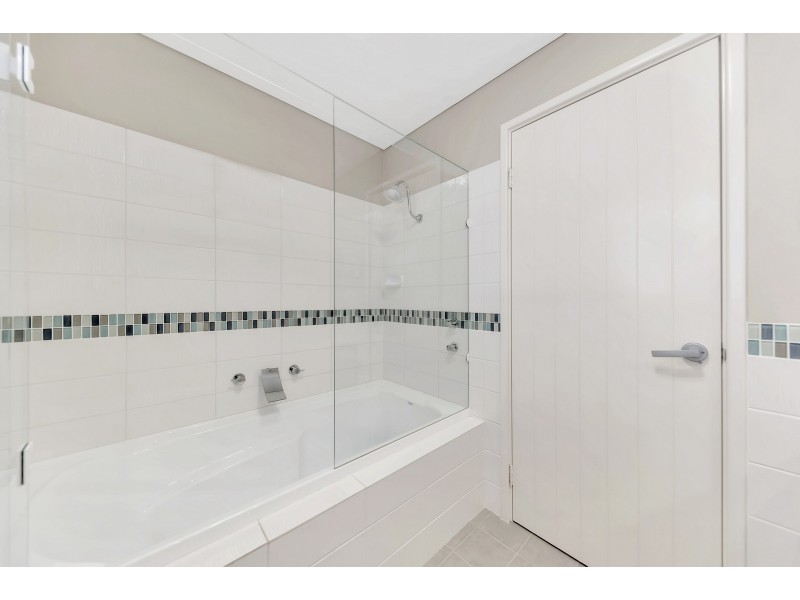 4A Ozone Court, Halls Head WA 6210