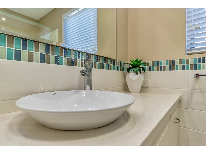 4A Ozone Court, Halls Head WA 6210