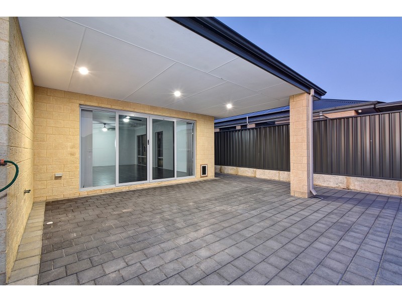 44 Fishbone Turn, Banksia Grove WA 6031