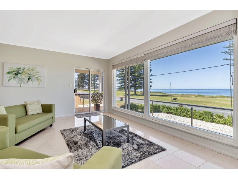 414 Safety Bay Road, Safety Bay WA 6169