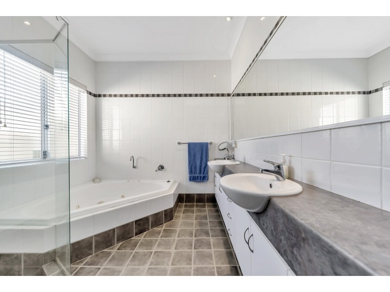 414 Safety Bay Road, Safety Bay WA 6169