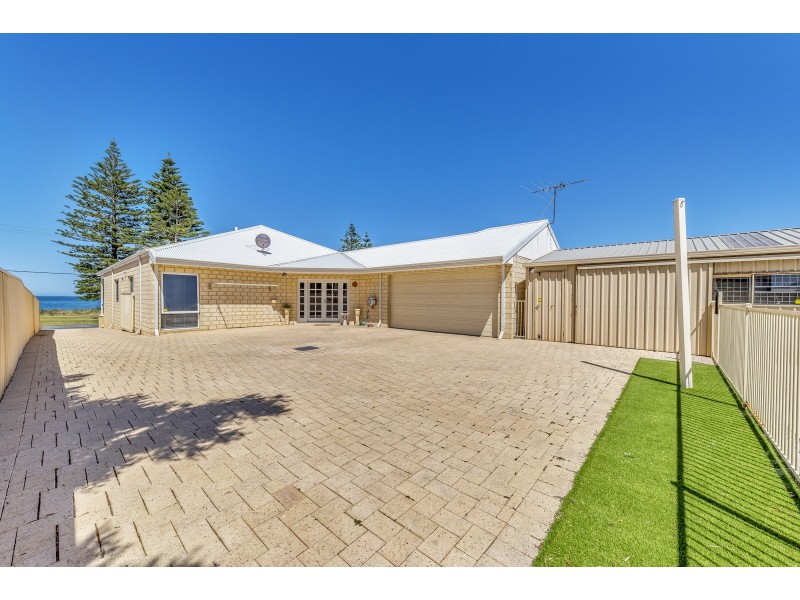 414 Safety Bay Road, Safety Bay WA 6169