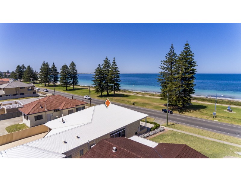 414 Safety Bay Road, Safety Bay WA 6169