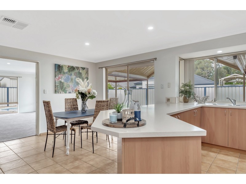 101 Meadow Springs Drive, Meadow Springs WA 6210