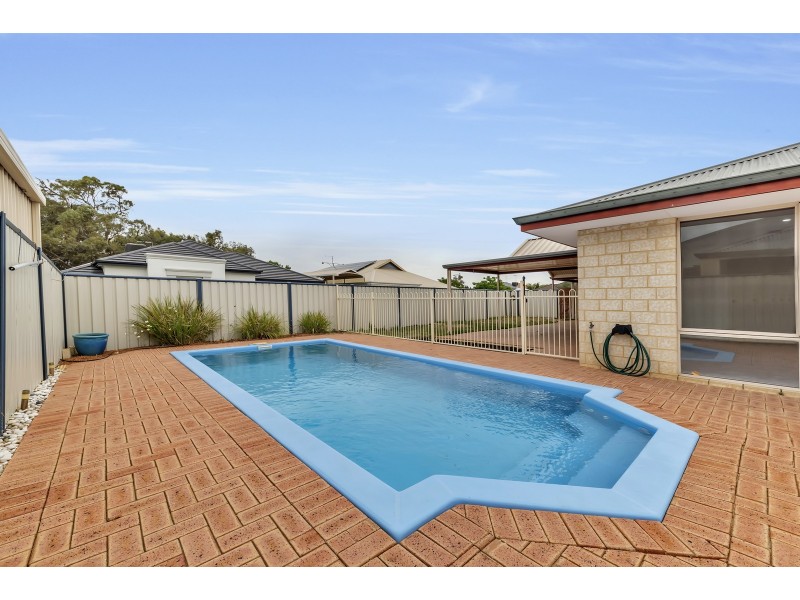 101 Meadow Springs Drive, Meadow Springs WA 6210