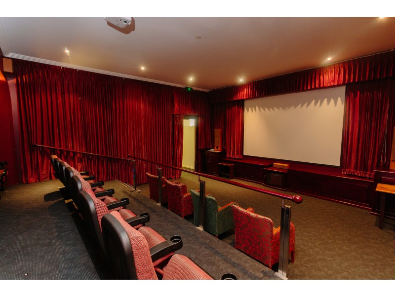 12 Athlone Place (33 Drovers Place ), Wanneroo WA 6065