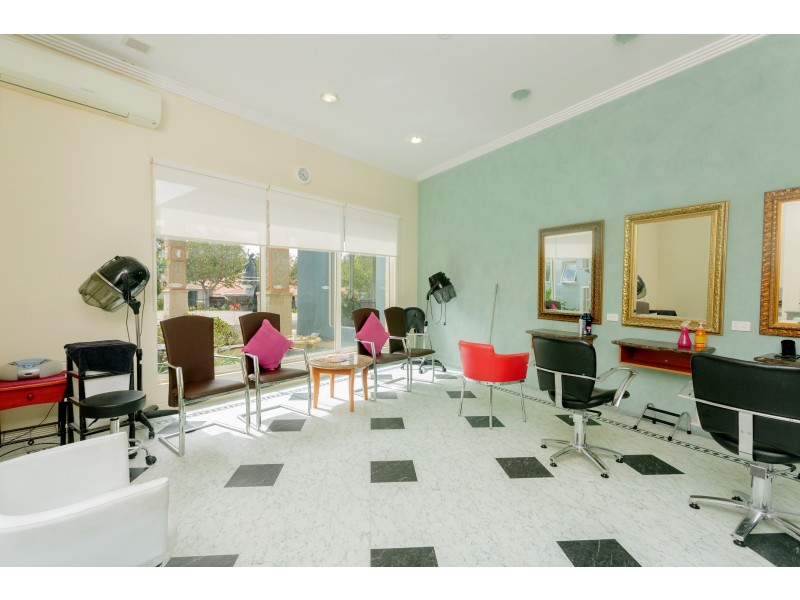 12 Athlone Place (33 Drovers Place ), Wanneroo WA 6065