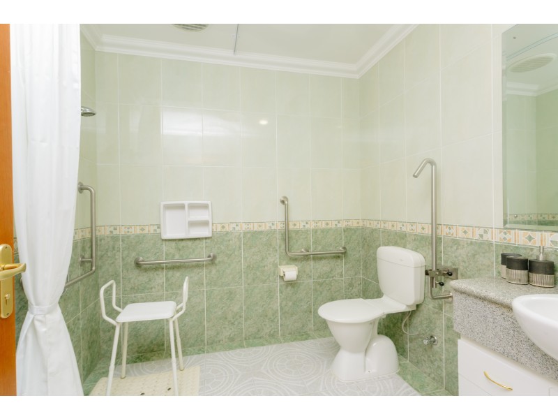 12 Athlone Place (33 Drovers Place ), Wanneroo WA 6065