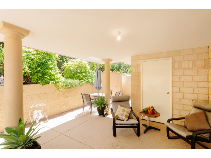 12 Athlone Place (33 Drovers Place ), Wanneroo WA 6065