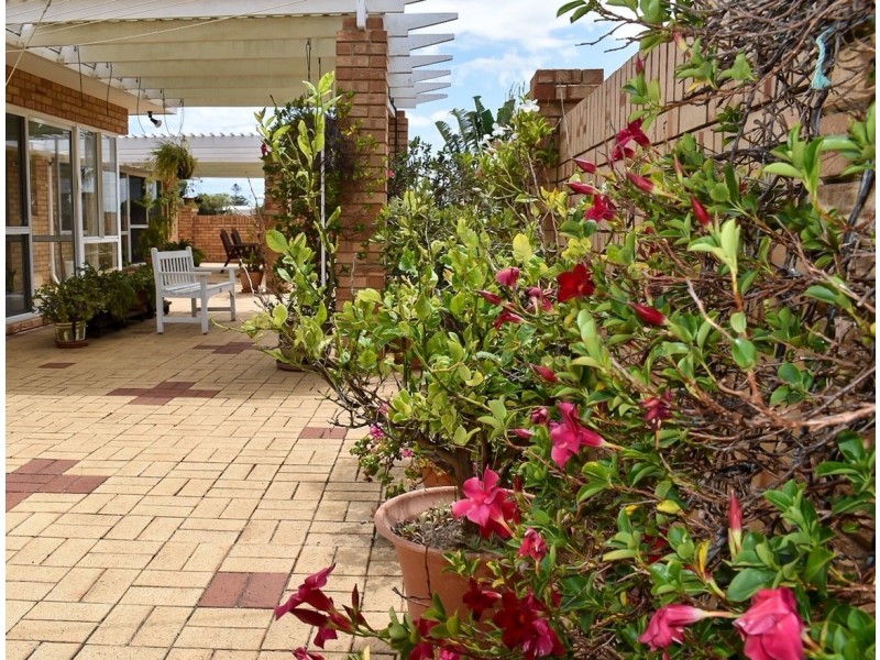 5 Warringah Close, Kallaroo WA 6025