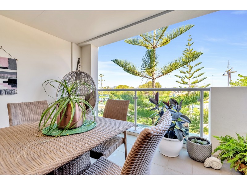 93/16 Dolphin Drive, Mandurah WA 6210