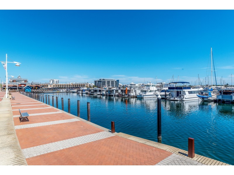 93/16 Dolphin Drive, Mandurah WA 6210