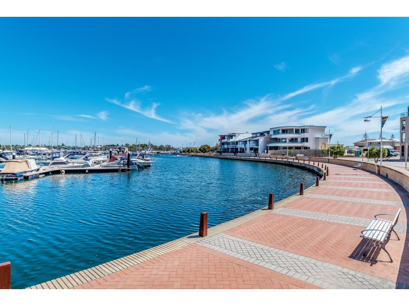 93/16 Dolphin Drive, Mandurah WA 6210