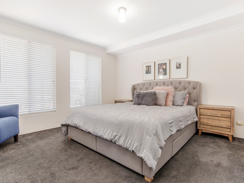 6 Natoli Way, Baldivis WA 6171