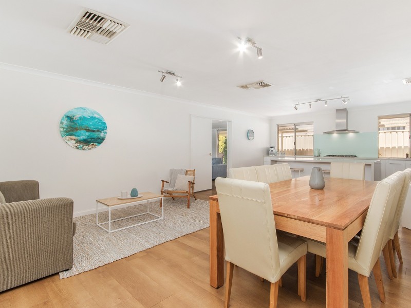 6 Natoli Way, Baldivis WA 6171