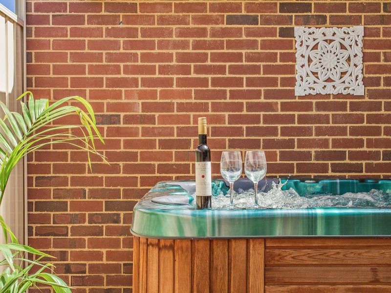 6 Natoli Way, Baldivis WA 6171