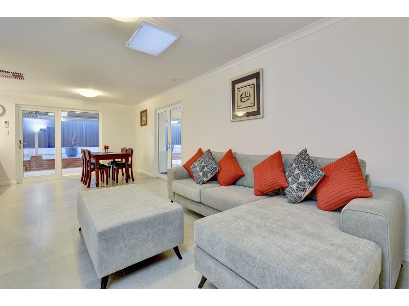 40 Derwent Meander, Joondalup WA 6027