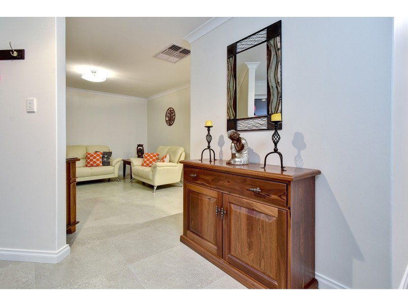 40 Derwent Meander, Joondalup WA 6027