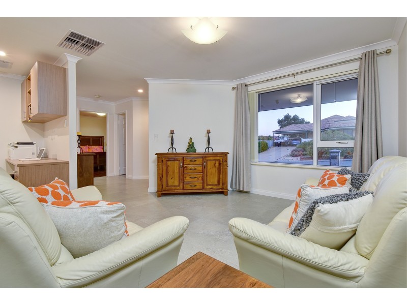 40 Derwent Meander, Joondalup WA 6027