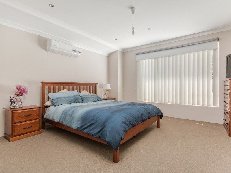 20 Silverline Bend, Bertram WA 6167