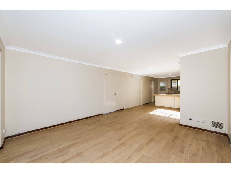 2/86 Mills Road West, Martin WA 6110