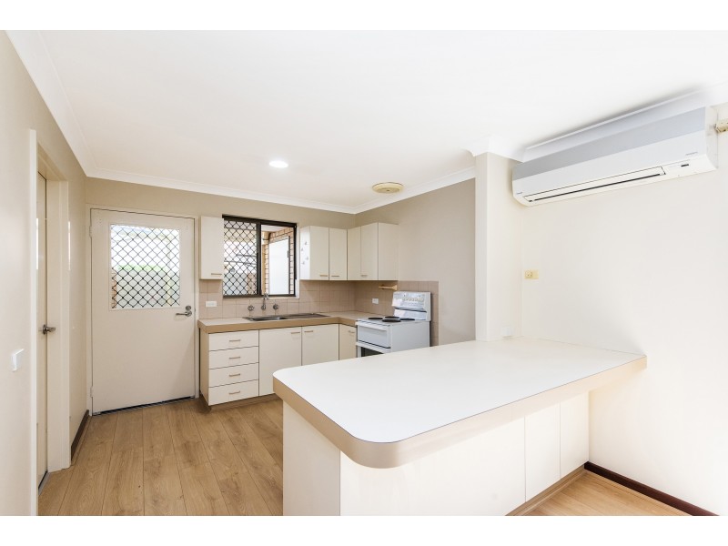 2/86 Mills Road West, Martin WA 6110
