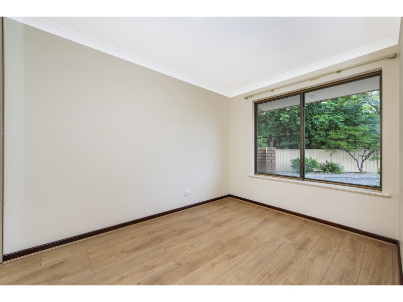 2/86 Mills Road West, Martin WA 6110